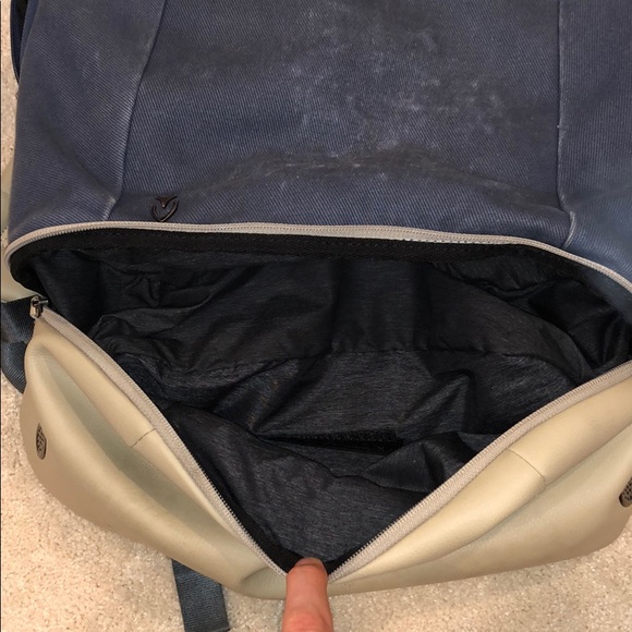 Vessel blue/cream multi-use backpack - Picture 6 of 7